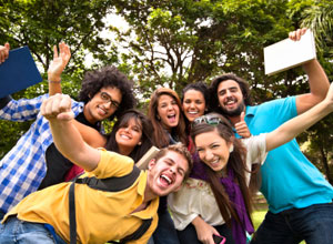 Will looks win you friends?