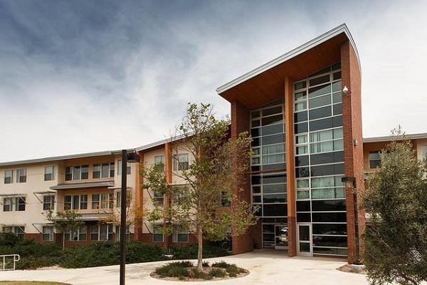 California Lutheran University Ranking Courses Fees Entry Criteria Admissions Scholarships Shiksha