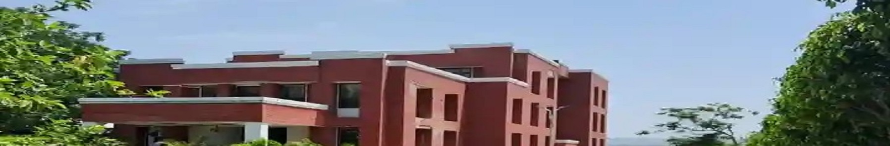 Guru Nanak College Dehradun
