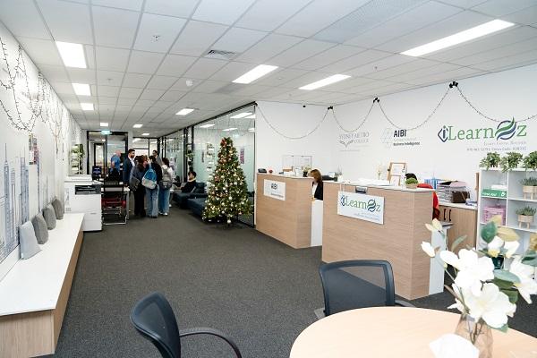 Melbourne Metro College