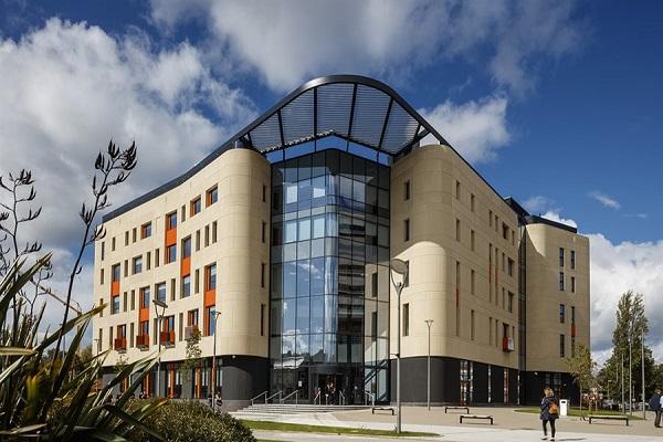 Hull York Medical School (HYMS)