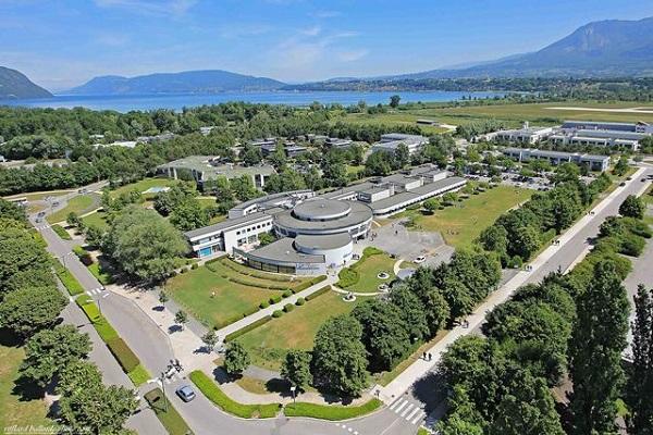 INSEEC Business School