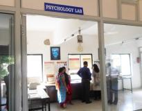 R. H. Patel English Medium B.Ed. College Labs(2)