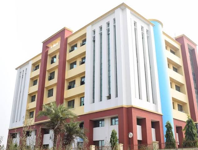 Campus Buidling