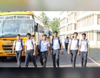 Christ College Irinjalakuda Transport Facility
