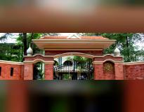 M.E.S Asmabi College Entrance