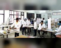 Ishan Institute of Pharmacy Labs(7)