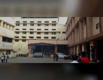 R. K. Talreja College Campus Building(1)