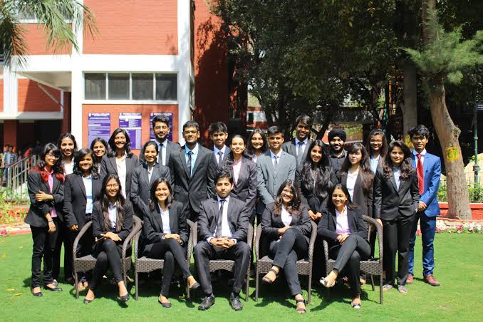 Is Hansraj College Good