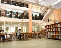 Shivaji College Library(2)
