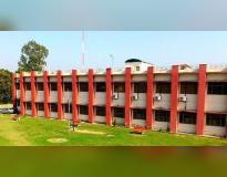 Gurukula Kangri Vishwavidyalaya Campus Building(3)