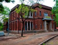 The American College Campus Building(4)