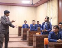 Greater Noida Institute of Management (GNIM) Classroom(4)