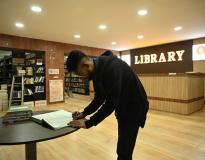 Techno International New Town Library(3)