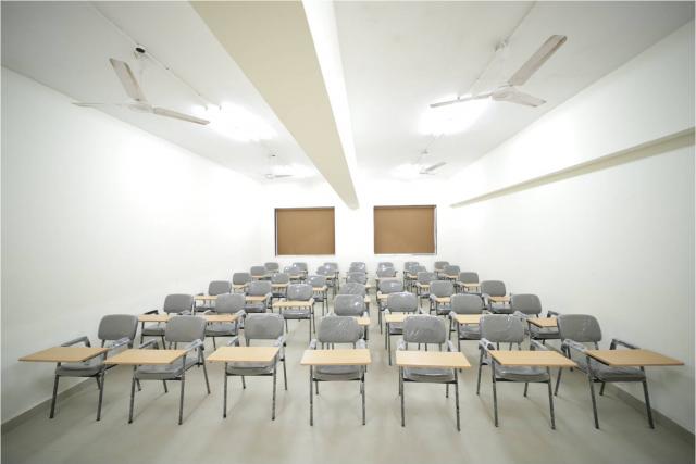 SCHOOL OF INTERDISCIPLINARY STUDIES, HSNC University