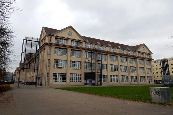 Karlsruhe University of Arts and Design