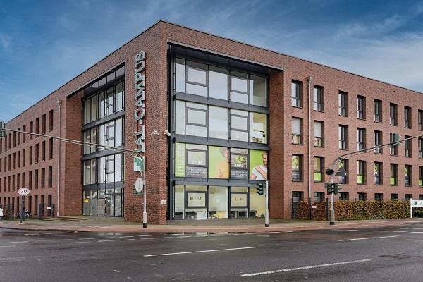 Innovative University of Applied Sciences