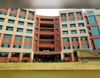 Deen Dayal Upadhyaya College Main Building(1)