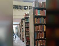 Kamala Nehru College Library(2)