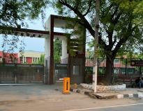 Lakshmibai College Entrance(1)