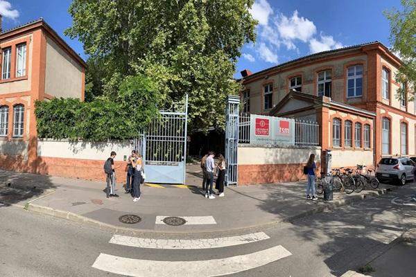Toulouse School of Management