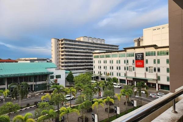 Swinburne University of Technology - Malaysia