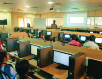 Amrita School of Arts, Humanities and Commerce Labs