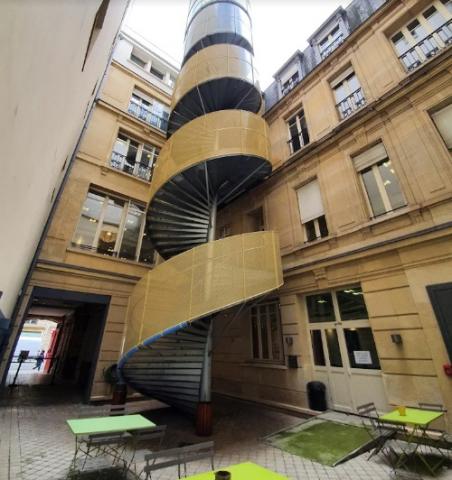 EAC Paris School - Art Market, Culture, Luxury