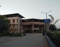 C.U. Shah Medical College Campus View