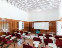 GEMS B-School Classroom(1)
