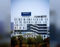 Crescent College Campus Building(1)