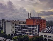 Crescent College Campus Building(2)