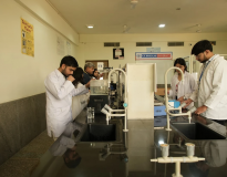 KR Mangalam University Labs(3)