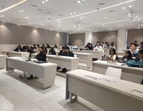 DY Patil Global Business School Classroom