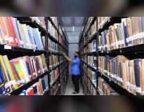 R.D. and S.H. National College and SWA Science College Library(2)