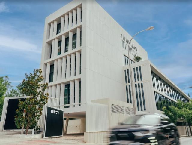 University of Design, Innovation and Technology