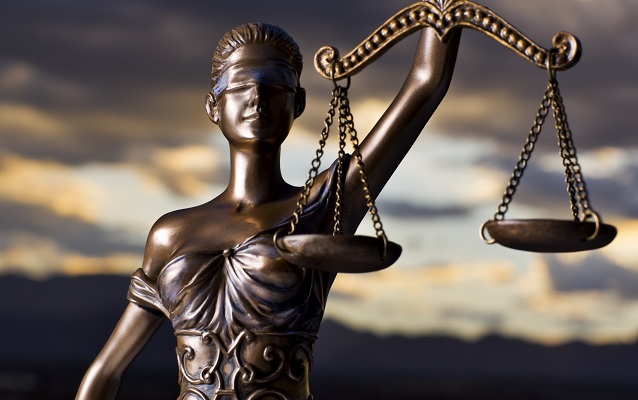 CAT 2013 score discrepancy: Candidates to take legal action; gathers political support from AAP