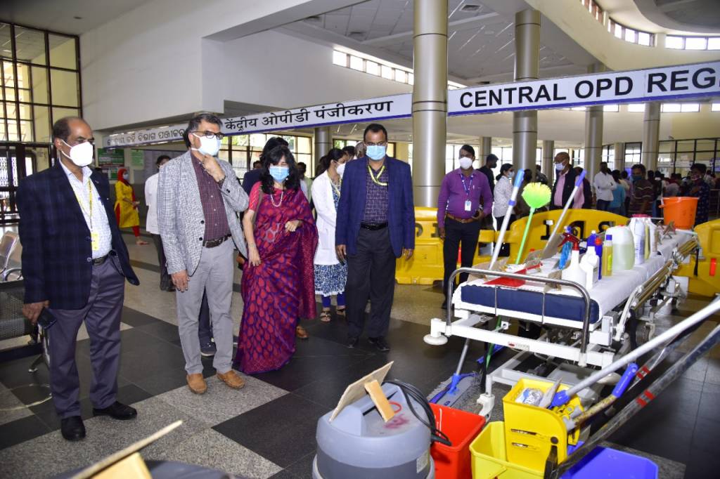 Kayakalp team visits AIIMS Bhubaneswar
