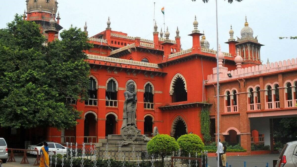 Madras HC allows Private Indian Medicine colleges to fill their vacant seats