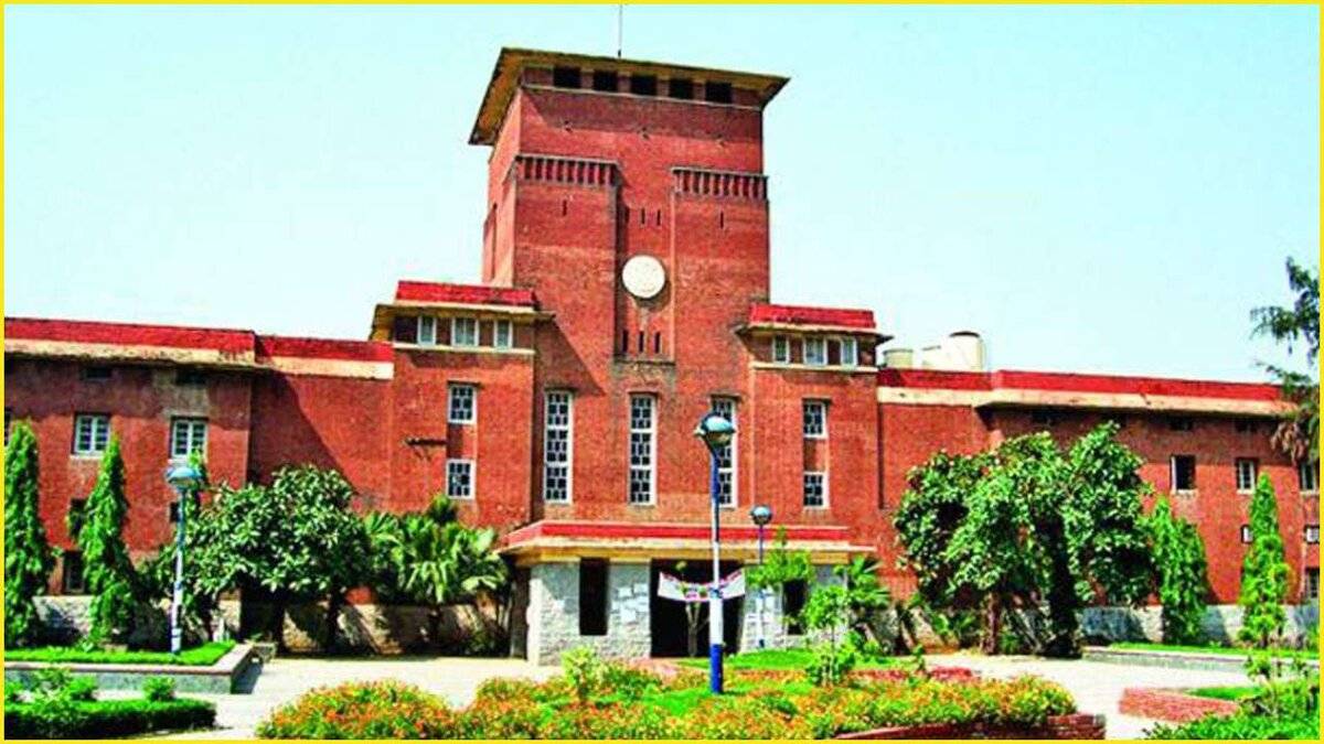 DUET 2022 notice circulating on social media is FAKE, DU warns students