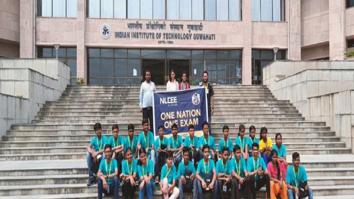 Bihar's underprivileged students take maiden flight to IIT Guwahati
