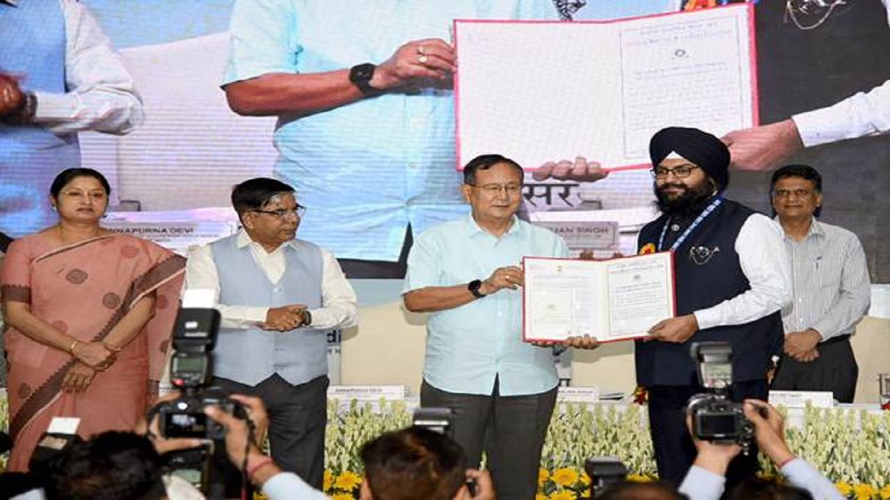 Ministry of Education inaugurates Shikshak Parv to award teachers