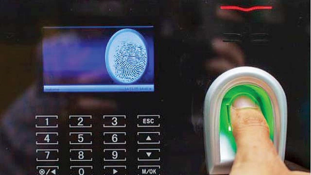 Biometric attendance mandatory for govt docs, says CM Nitish Kumar