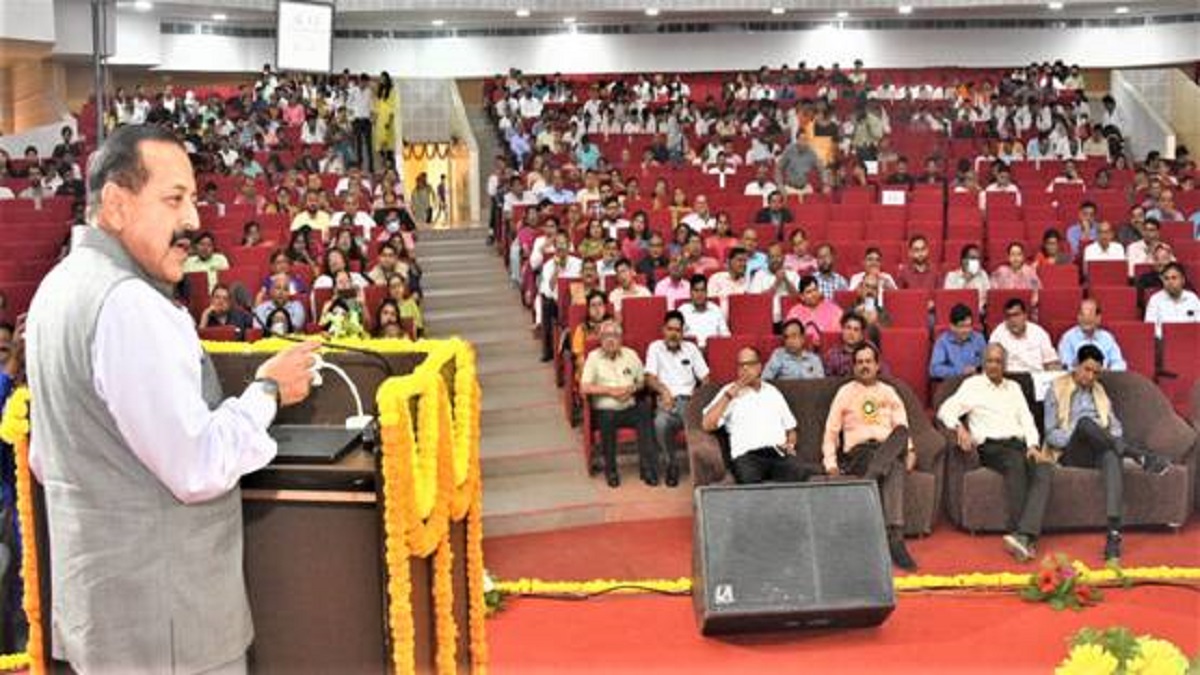 BHU offers integrated medical teaching: Union Minister Dr Jitendra Singh