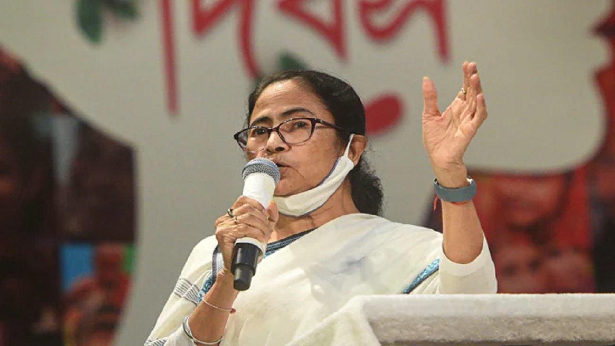 Mamata Banerjee assures support to Arijit Singh in building medical college