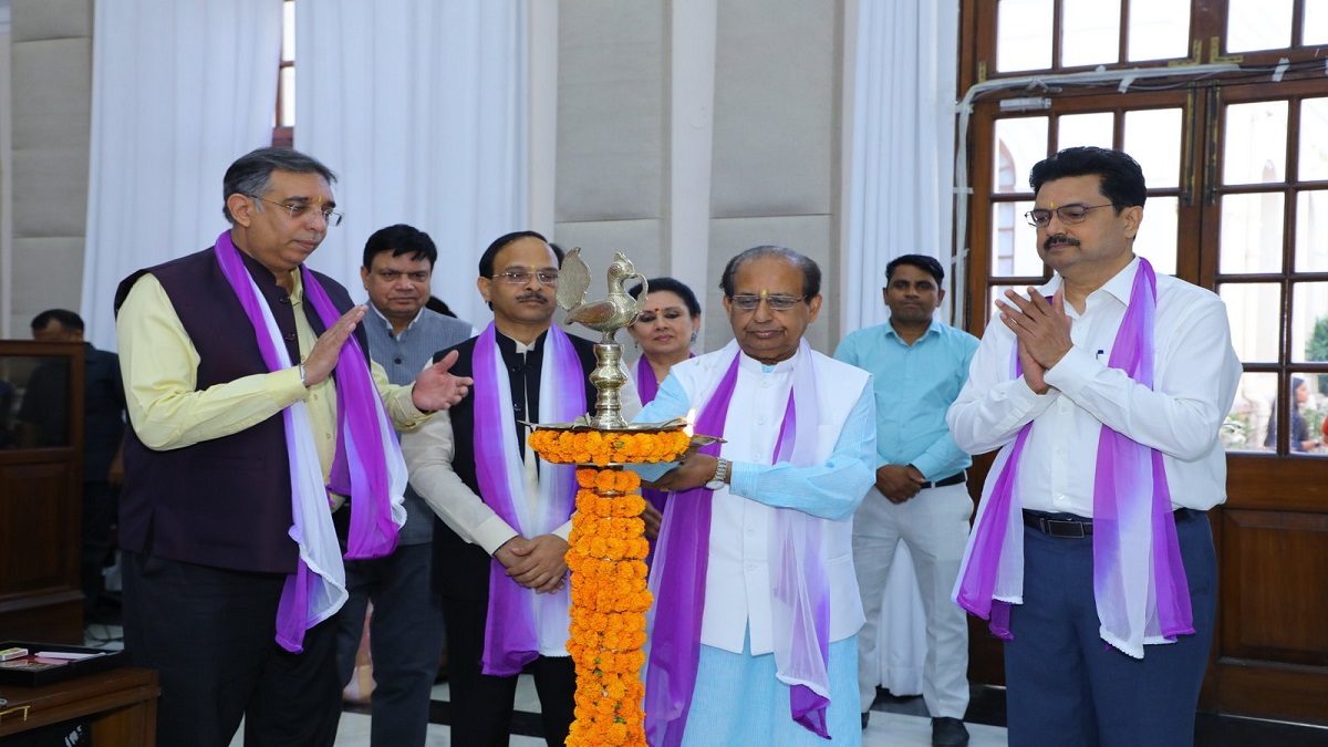 DU's former faculty members remember old days in Centenary Year Meet