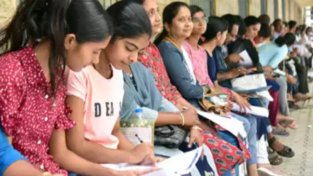 JEE Mains April 6, 2024 Day 3 Exam Begins