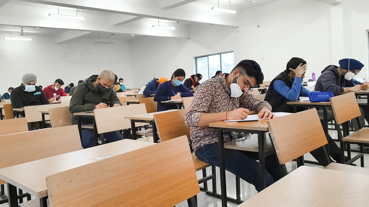 JEE Main 2025 Exam Date Live Update