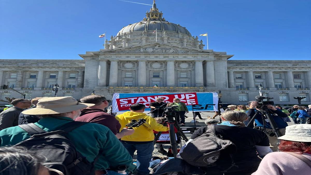 Stanford University: Students, Researchers Protest Against Federal Research Funding Cuts