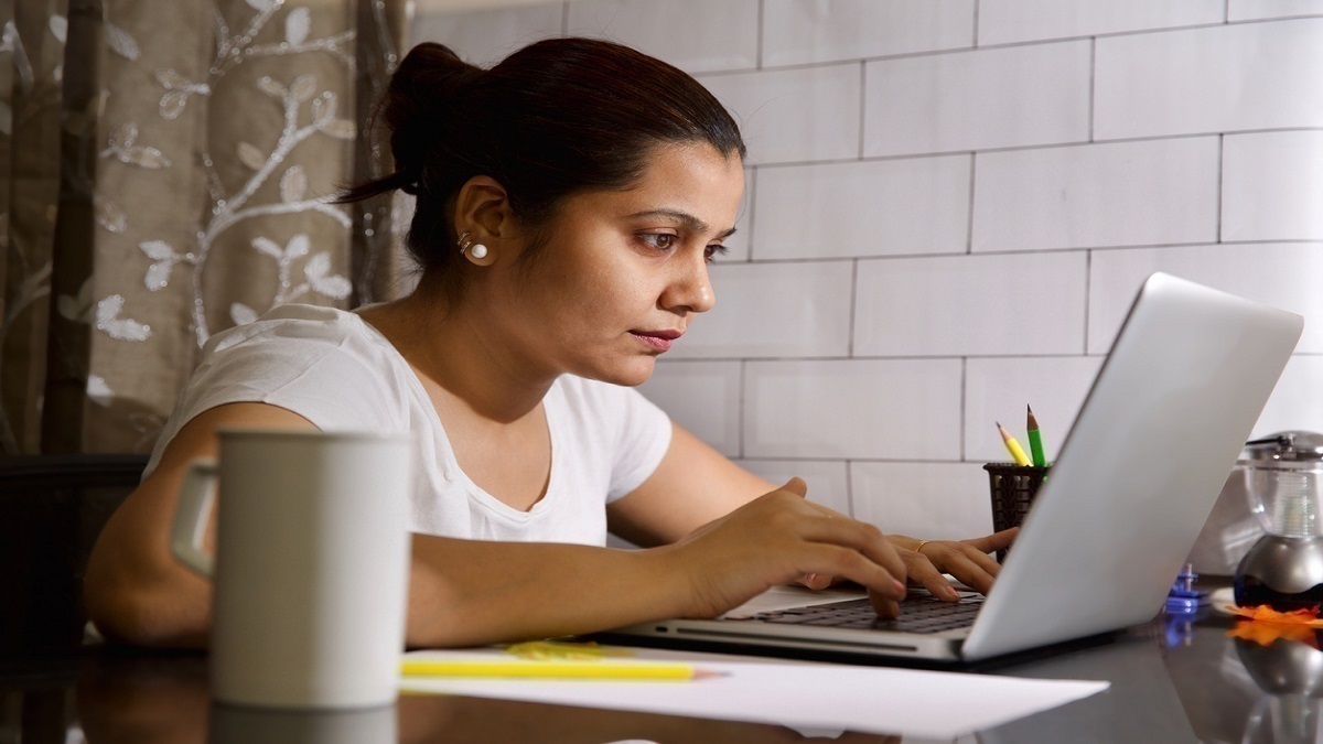 SC CHSL 2025 Application Closes Soon